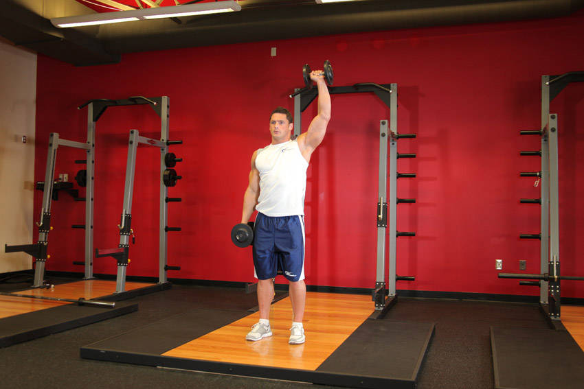 Dumbbell One-Arm Shoulder Press — bitiş pozisyonu