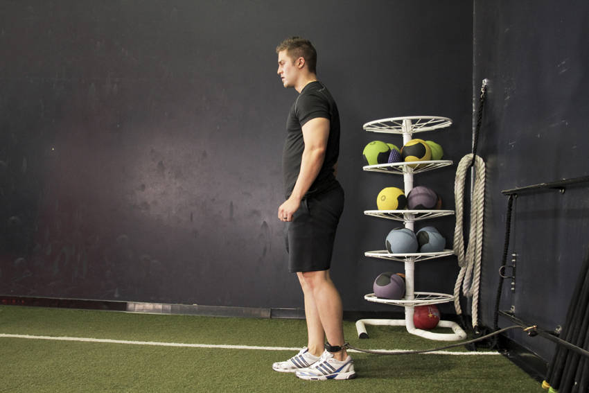 Hip Flexion with Band — başlangıç pozisyonu