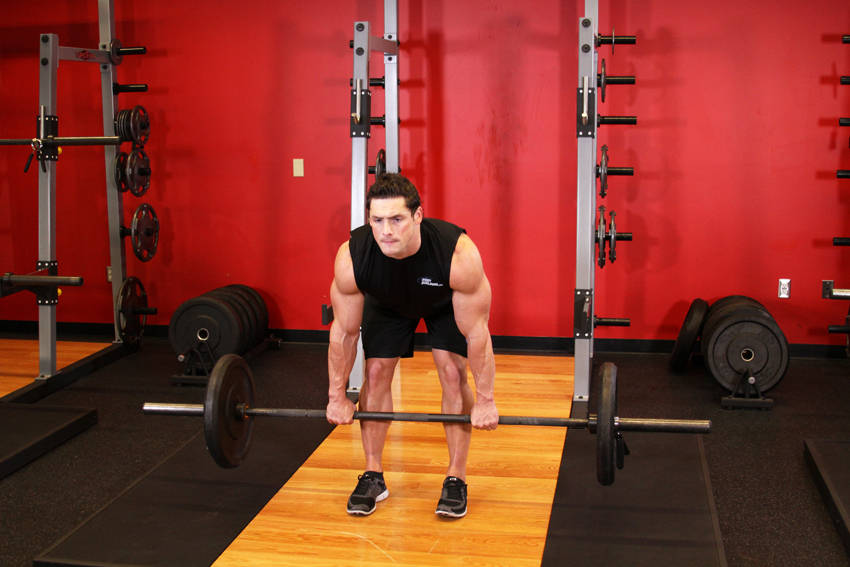 Romanian Deadlift — başlangıç pozisyonu
